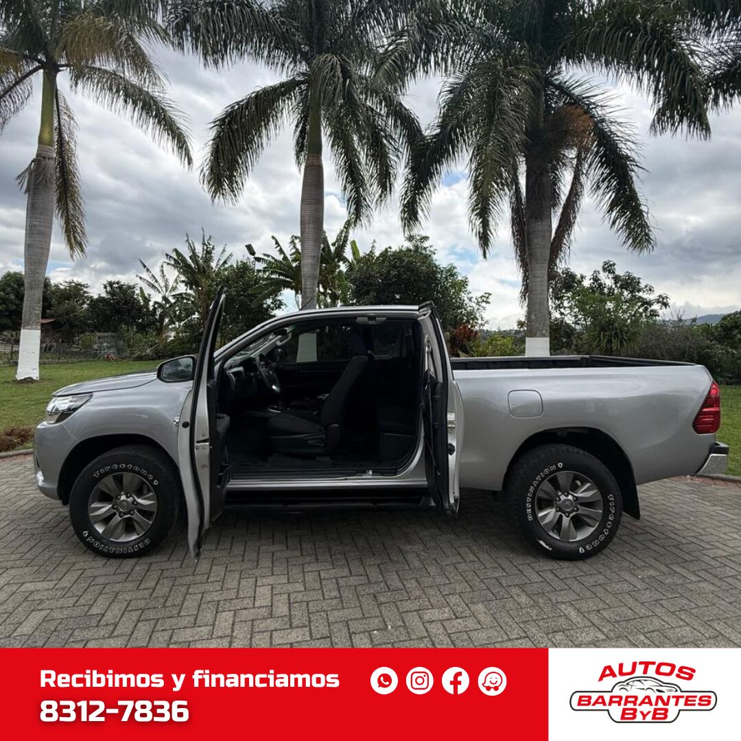Toyota Hilux 2017 lateral
